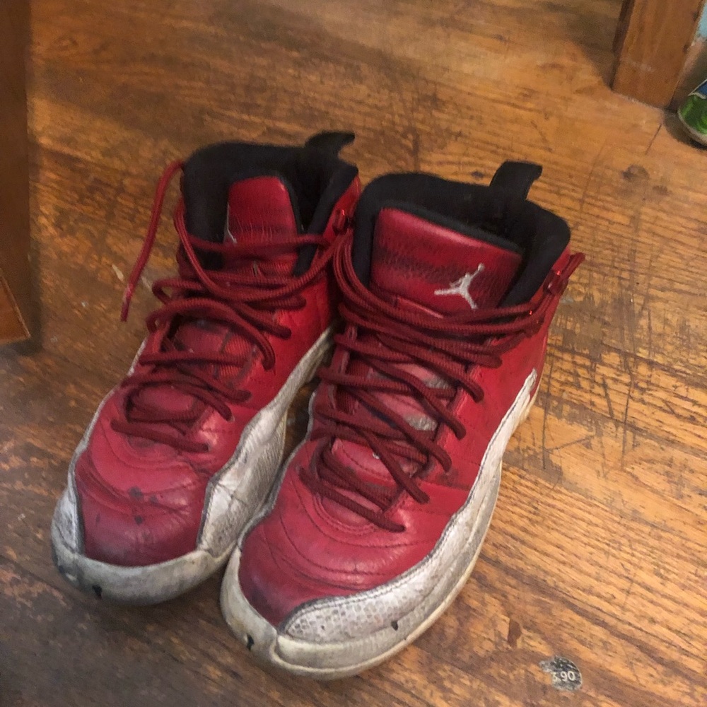 Retro 12 beaters